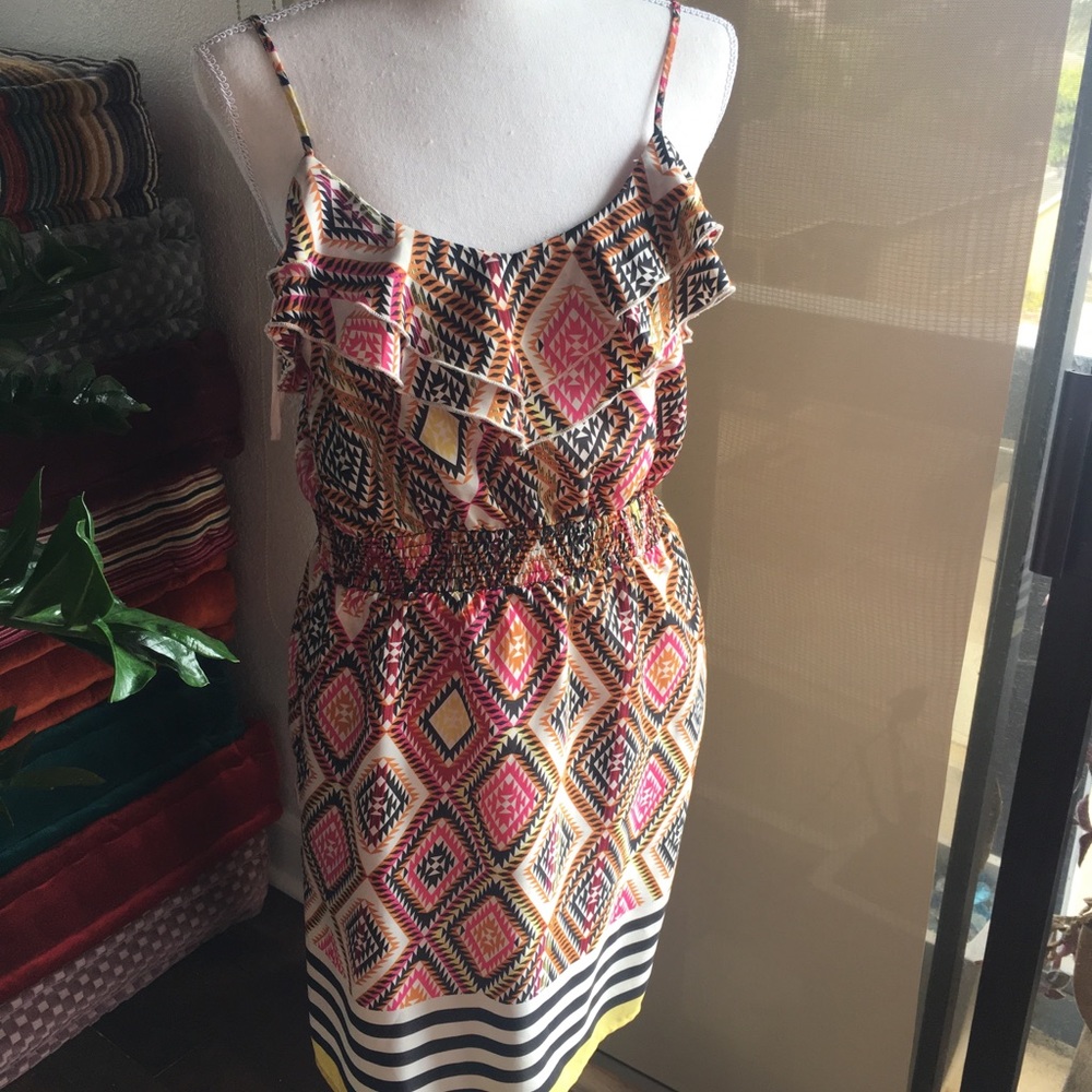 Colorful pattern ruffle dress